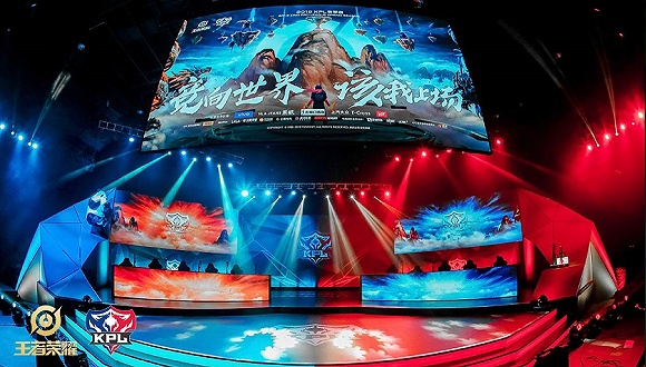 超过五万名 超过五万名