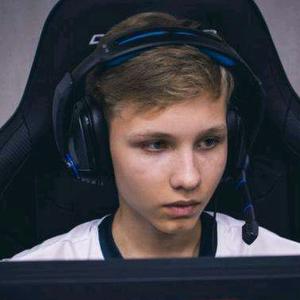 也是他团队 也是他团队